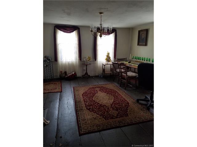 390Evergreen Ave, Hamden, CT 06518