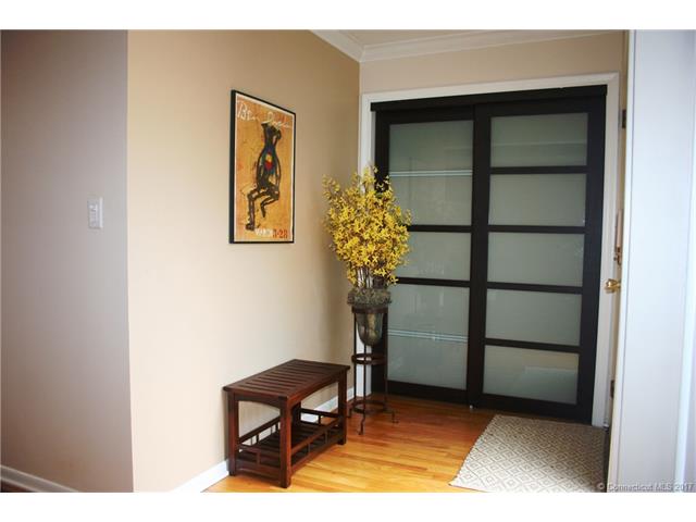 19Charlton Hill Rd #19, Hamden, CT 06518