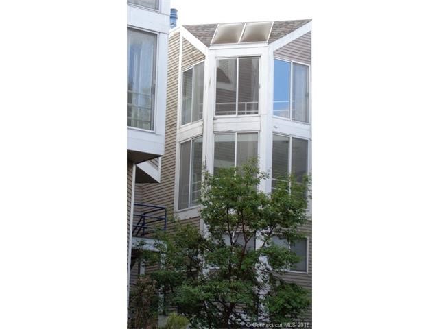 68Harbour Close #68, New Haven, CT 06519