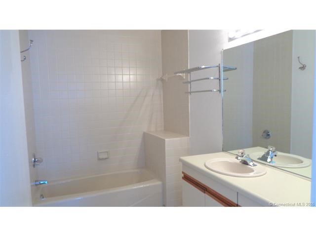 68Harbour Close #68, New Haven, CT 06519