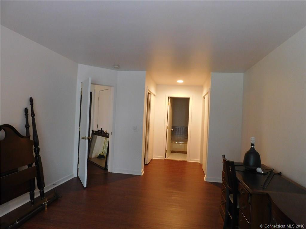 19 Harbour Close, New Haven, CT 06519