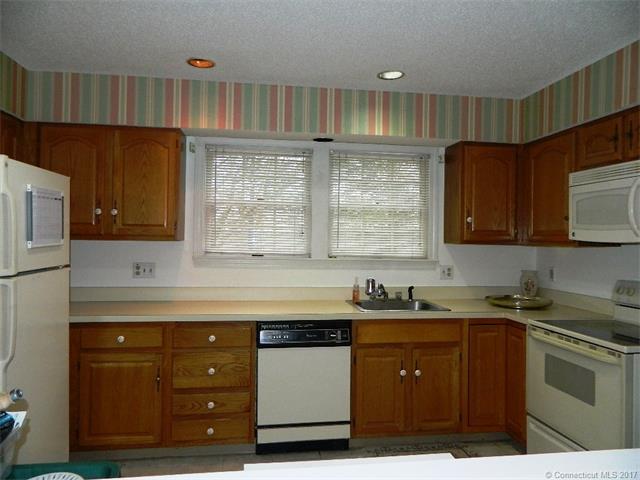 600Washington Ave #1A, North Haven, CT 06524