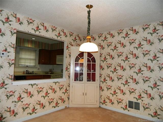 600Washington Ave #1A, North Haven, CT 06524