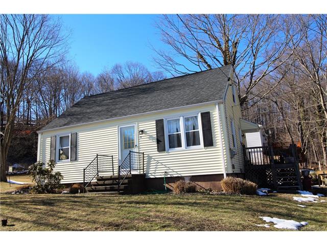 9Robert Rd, Woodbridge, CT 06525