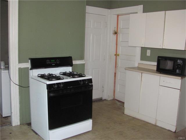39 Vine Street, Bridgeport, CT 06604