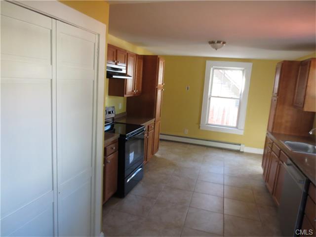590 Beechwood Avenue, Bridgeport, CT 06604