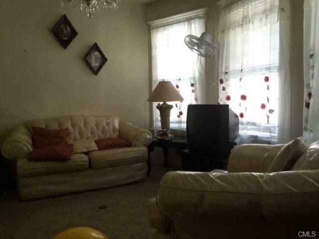 489 Pequonnock Street, Bridgeport, CT 06604