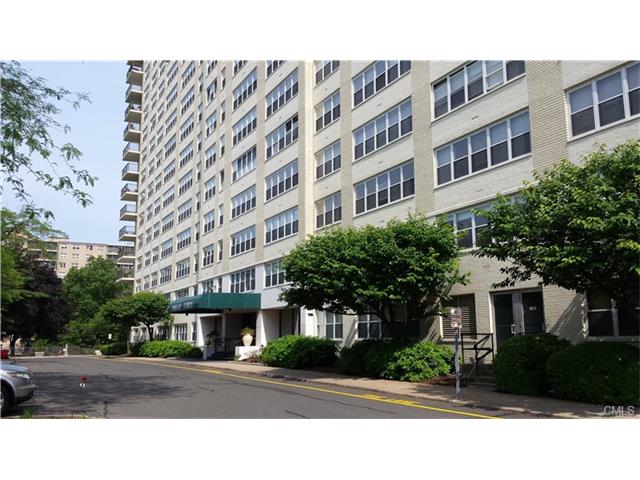 2625 Park Avenue, Bridgeport, CT 06604