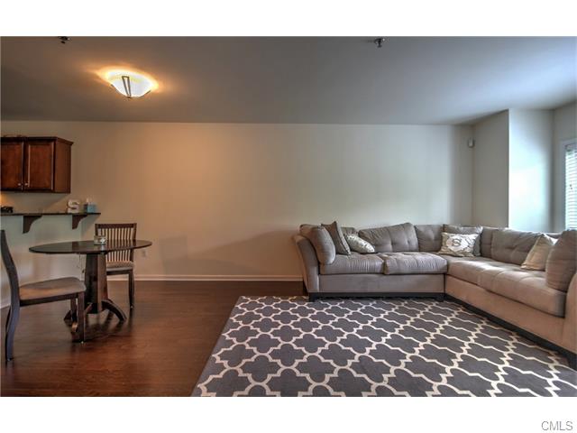 2660 North Avenue, Bridgeport, CT 06604