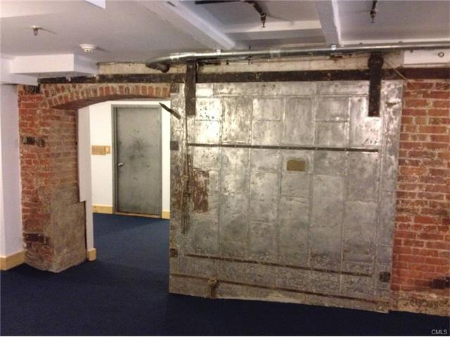 325 Lafayette Street, Bridgeport, CT 06604
