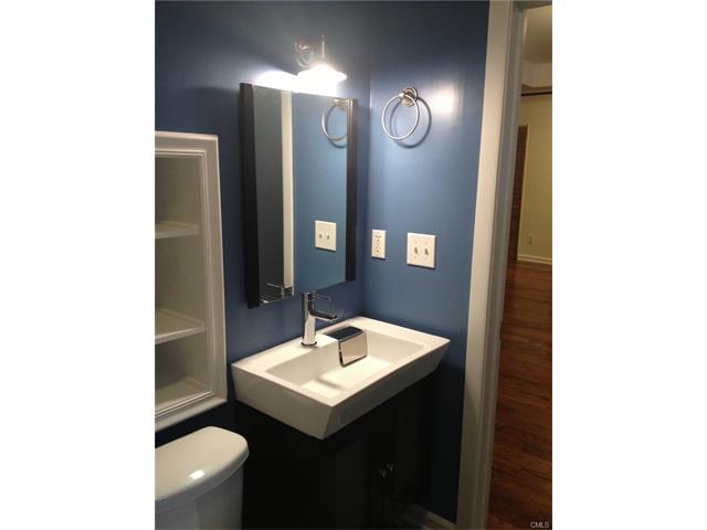 325 Lafayette Street, Bridgeport, CT 06604
