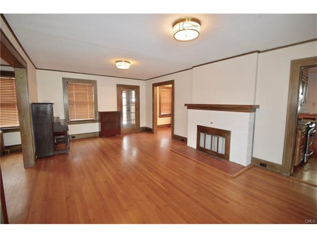 151 Aldine Avenue, Bridgeport, CT 06604