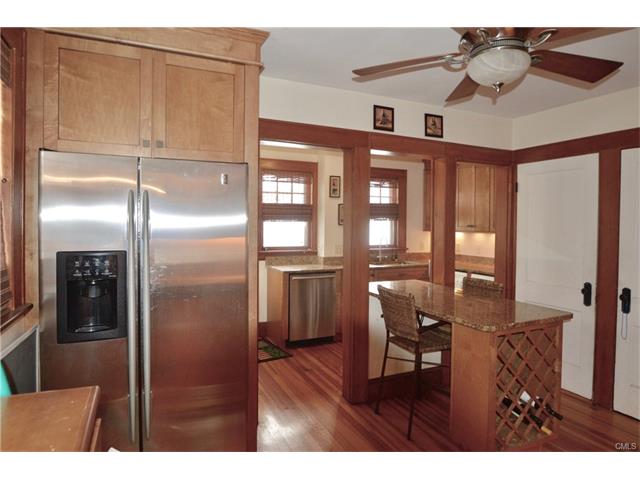 151 Aldine Avenue, Bridgeport, CT 06604