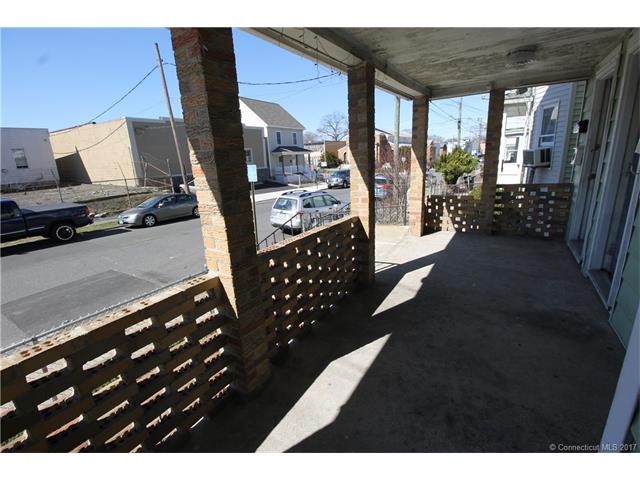 304- 306 Center St, Bridgeport, CT 06604