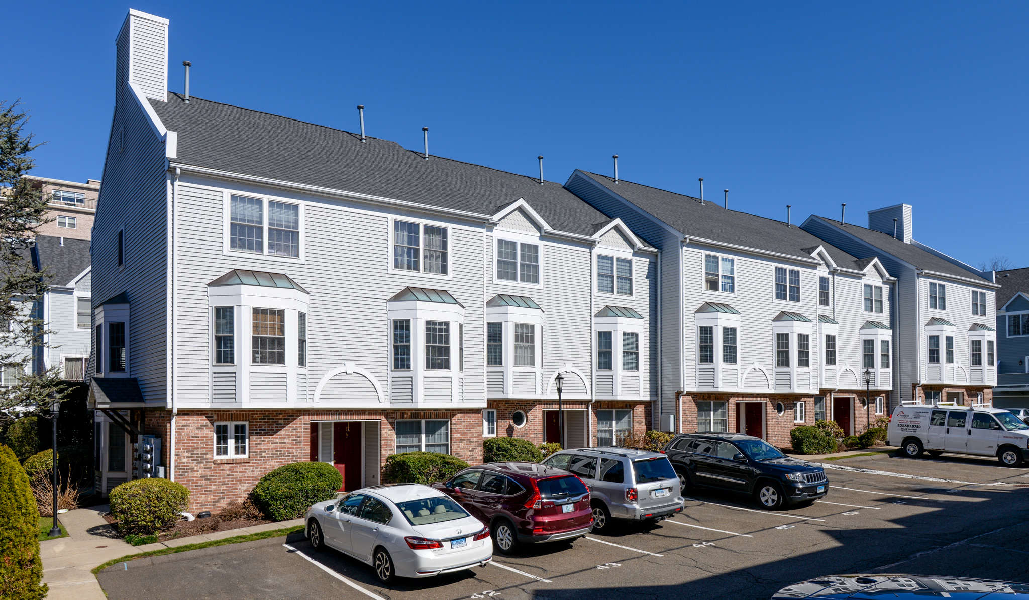 2612 North Avenue, #E1, Bridgeport, CT 06604