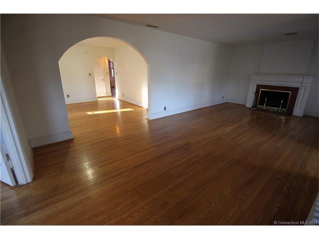 534 Cleveland Ave, Bridgeport, CT 06604