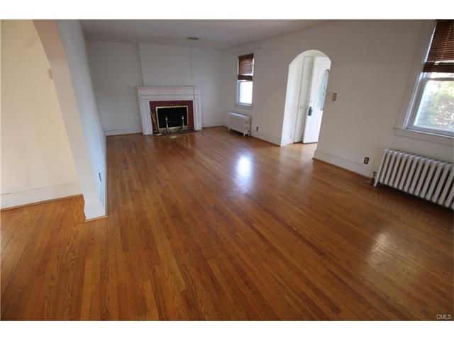 534 Cleveland Avenue, Bridgeport, CT 06604