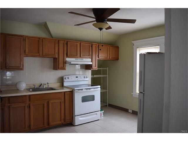 585 Colorado Avenue, Bridgeport, CT 06605
