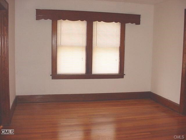 76 Harborview Avenue, Bridgeport, CT 06605