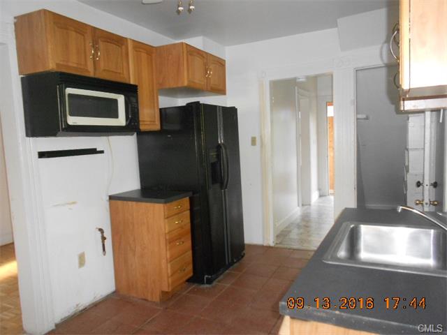 412 Dewey Street, Bridgeport, CT 06605