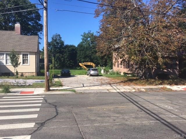 326 Brewster Street, Bridgeport, CT 06605