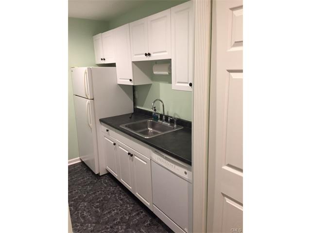 393 Laurel Avenue, Bridgeport, CT 06605