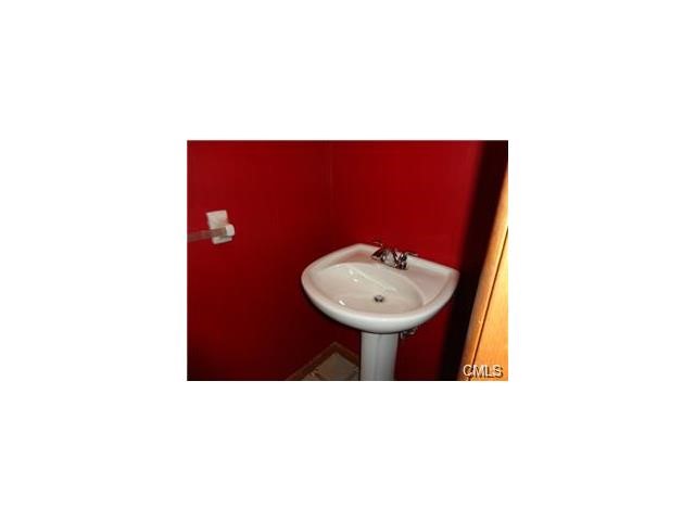 3370 Madison Avenue, Bridgeport, CT 06606