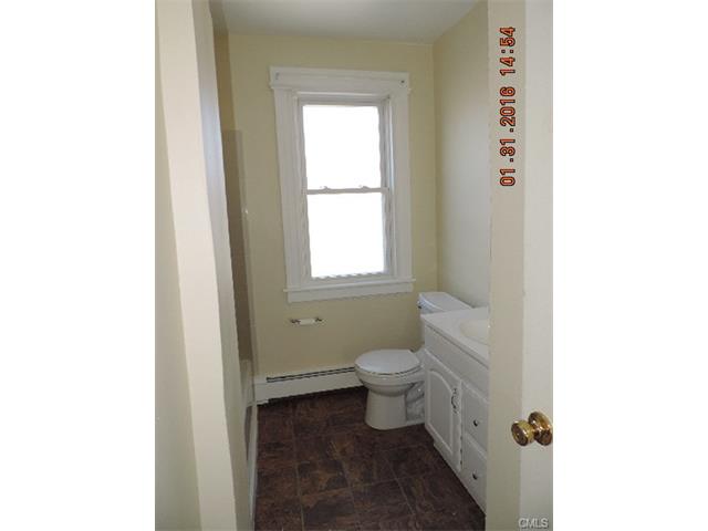 37 Jackson Avenue, Bridgeport, CT 06606