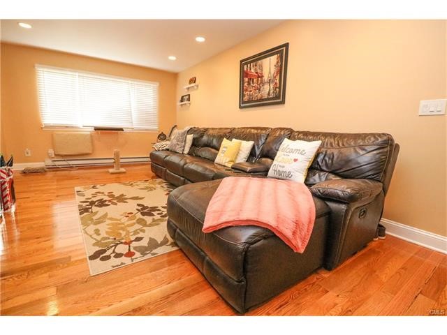 38 Kennedy Drive, Bridgeport, CT 06606