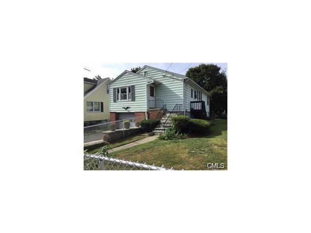 8 Wing Street, Bridgeport, CT 06606