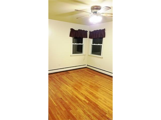 8 Wing Street, Bridgeport, CT 06606