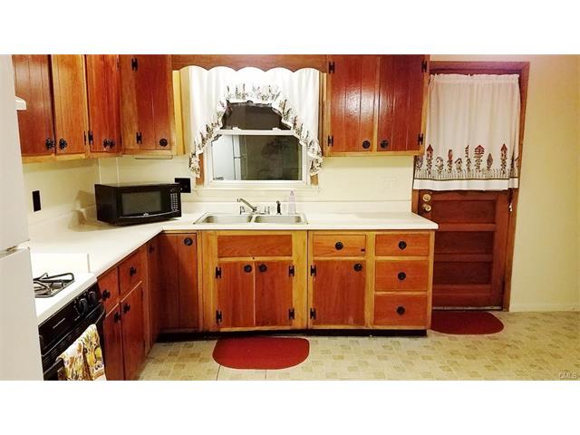 8 Wing Street, Bridgeport, CT 06606
