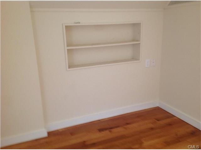 375 Ruth Street, Bridgeport, CT 06606