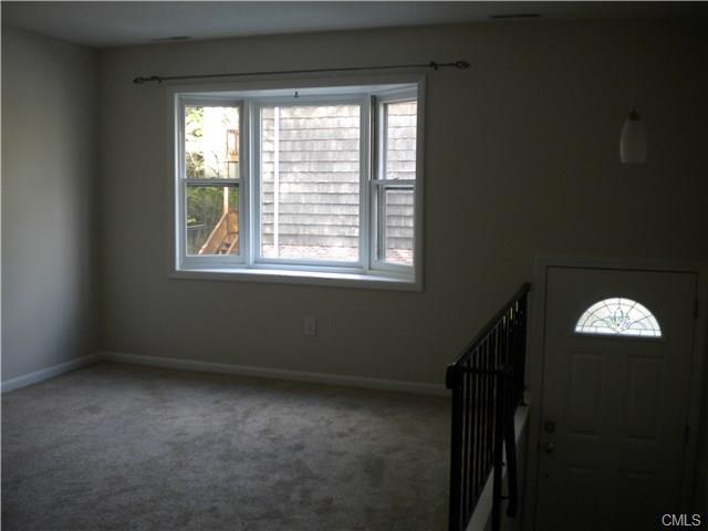 70 Leslie Road, Bridgeport, CT 06606