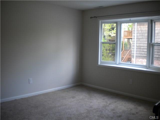 70 Leslie Road, Bridgeport, CT 06606