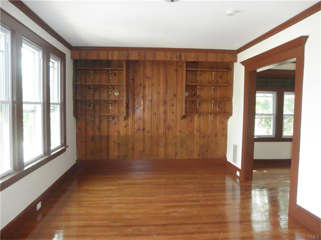 453 Gurdon Street, Bridgeport, CT 06606