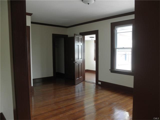 453 Gurdon Street, Bridgeport, CT 06606