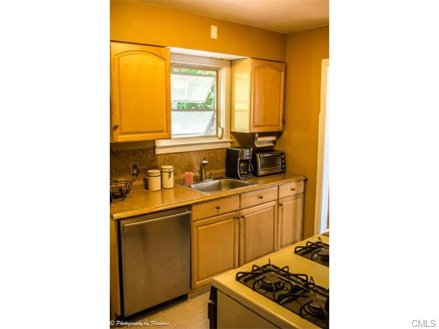 85 Russell Road, Bridgeport, CT 06606