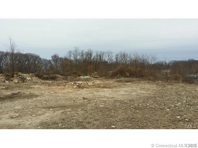 1290 Chopsey Hill Rd, Bridgeport, CT 06606