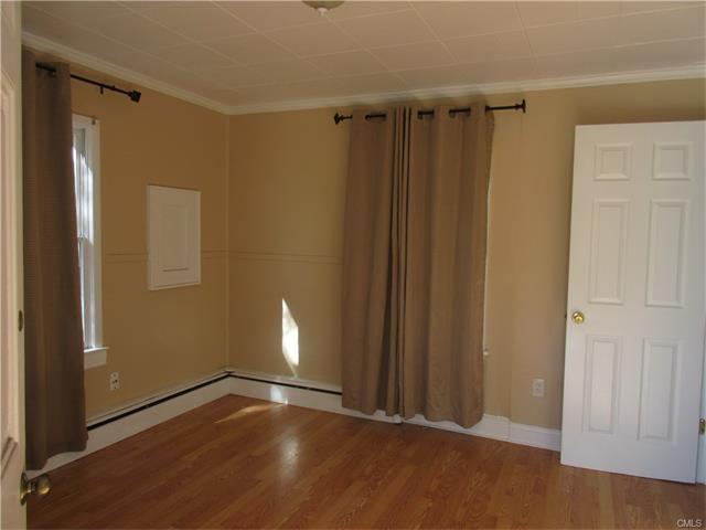 228 Douglas Street, Bridgeport, CT 06606