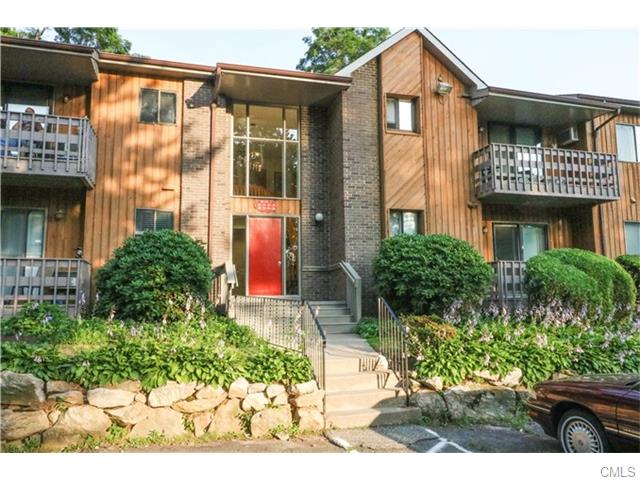 30 Riverview Drive, Bridgeport, CT 06606