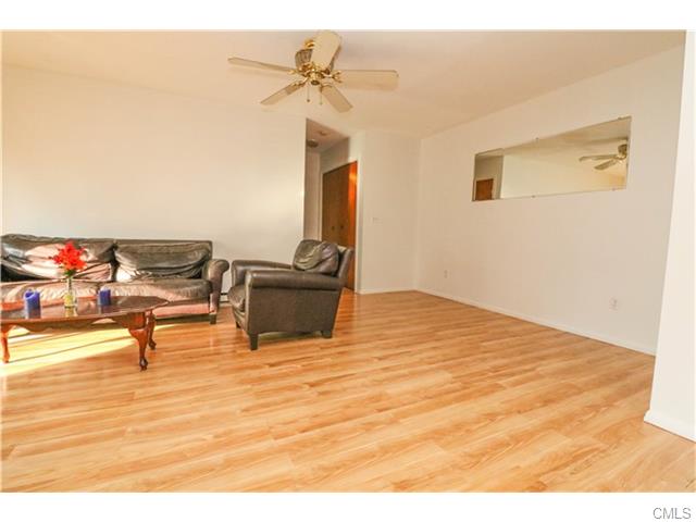 30 Riverview Drive, Bridgeport, CT 06606