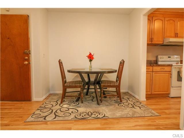 30 Riverview Drive, Bridgeport, CT 06606