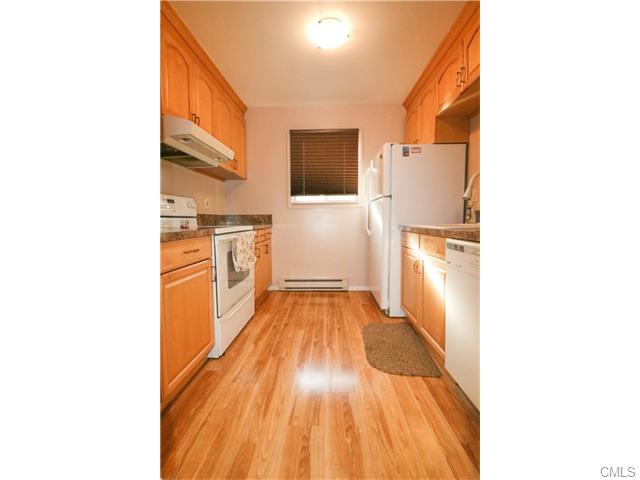 30 Riverview Drive, Bridgeport, CT 06606