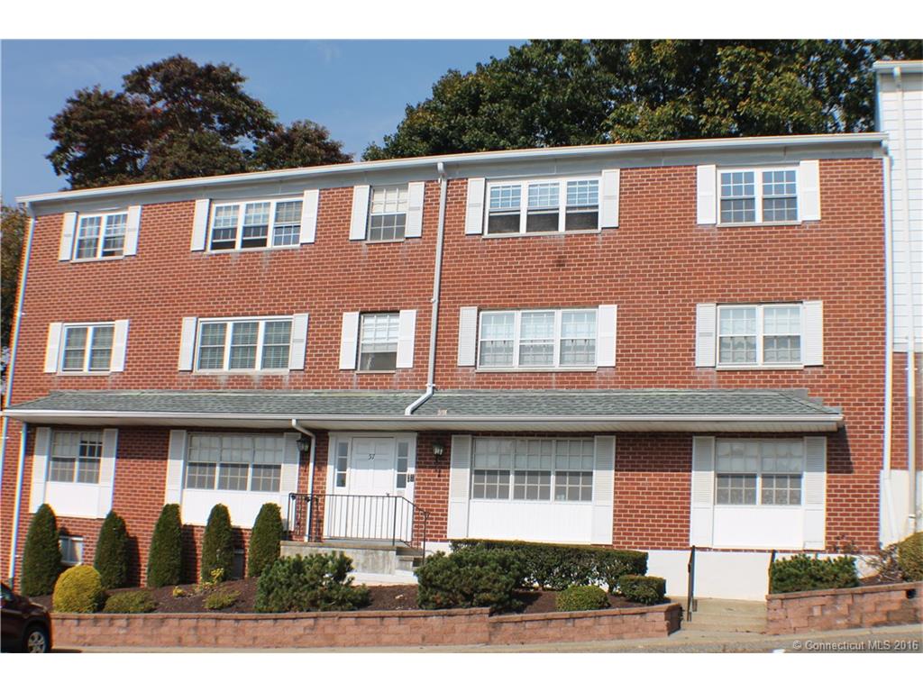 50 Greenhouse Road #57C, Bridgeport, CT 06606
