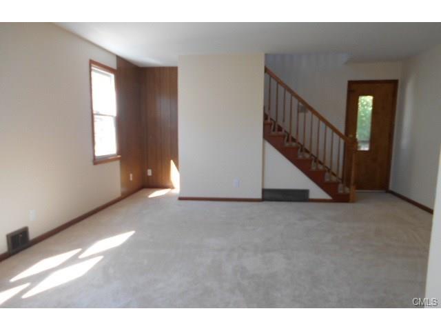 572 Garfield Avenue, Bridgeport, CT 06606