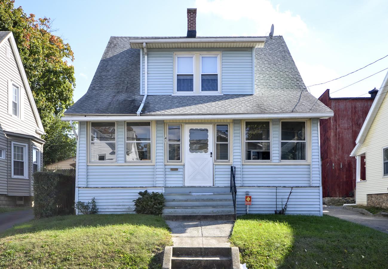 41 Hillhouse Ave, Bridgeport, CT 06606