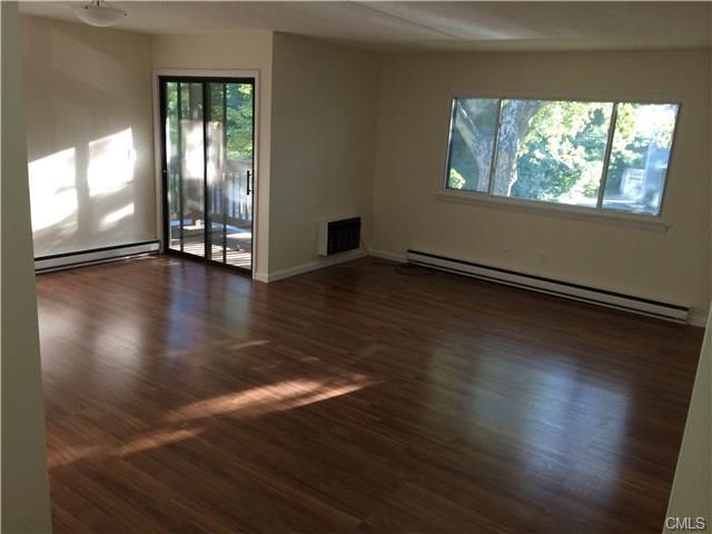 2950 Madison Avenue, Bridgeport, CT 06606