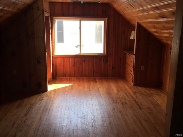 435 Ruth Street, Bridgeport, CT 06606