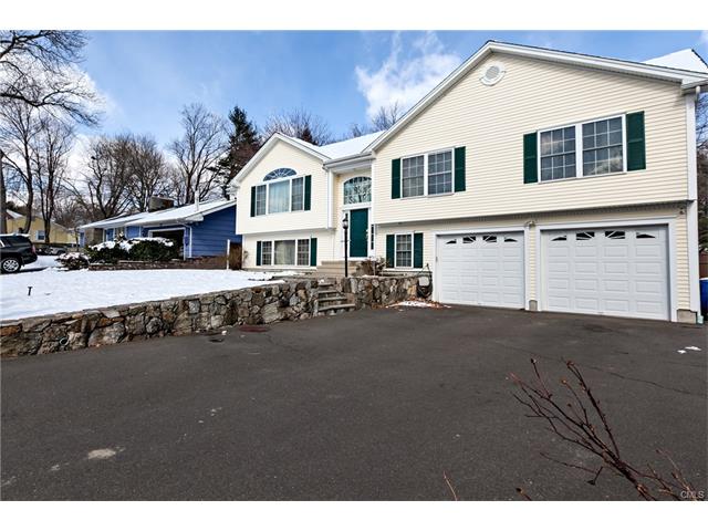 2420 Old Town Road, Bridgeport, CT 06606